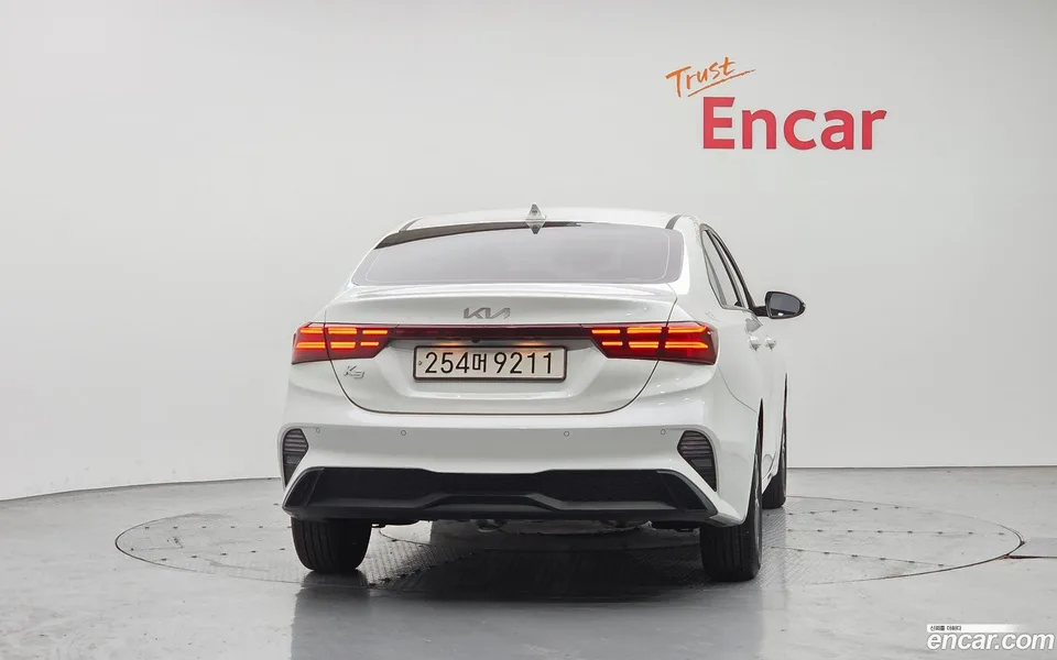Kia K3 1.6 2024 — thumbnail 4