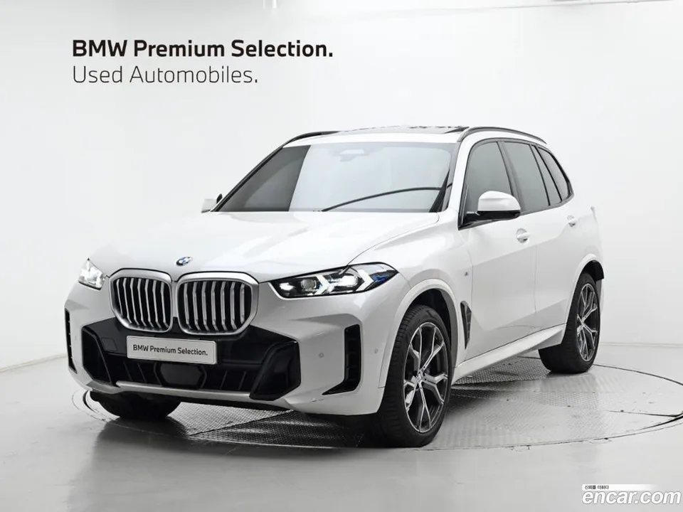 BMW X5 xDrive 40i M 2024 — photo 1, buy with delivery to Moscow