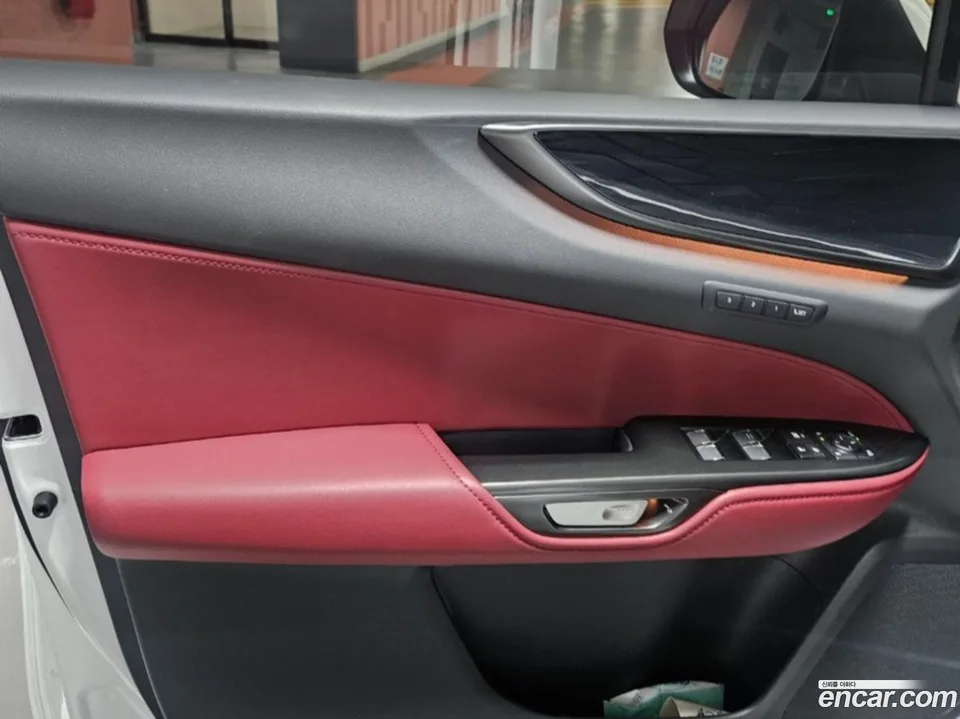 Lexus NX 350h 2025 — thumbnail 5