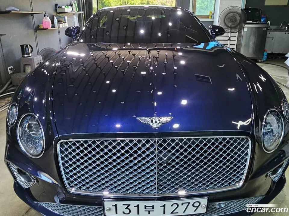 Bentley Continental GT 4.0 GT 2022 — photo 1, buy with delivery to Moscow