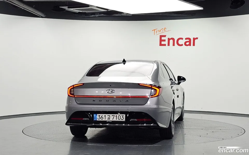 Hyundai Sonata 2.0 2022 — thumbnail 4