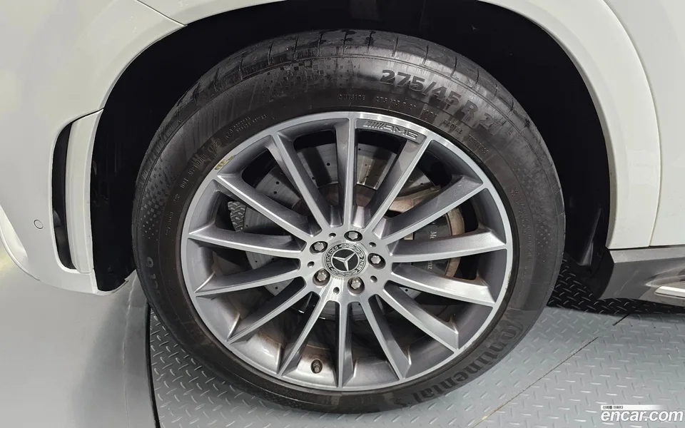 Mercedes-Benz GLE-Class GLE400d 4MATIC 2023 — thumbnail 2