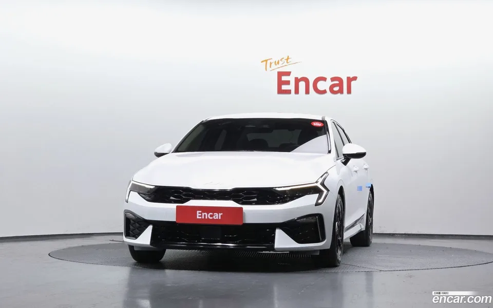 Kia K5 2.0 LPi() 2024 — thumbnail 3