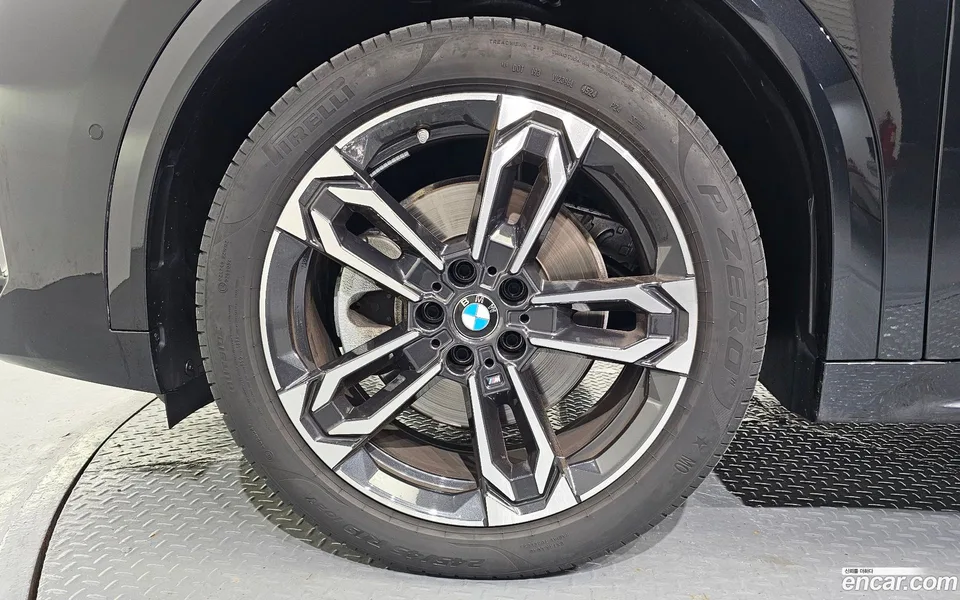 BMW X2 xDrive 20i M 2025 — миниатюра 5