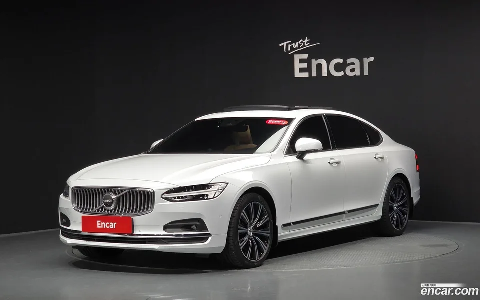 Volvo S90 B5 2023 — photo 1, buy with delivery to Moscow