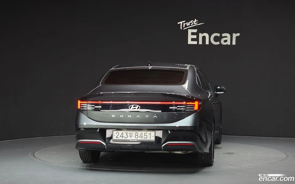 Hyundai Sonata The Edge 2.0 LPG() 2024 — thumbnail 4