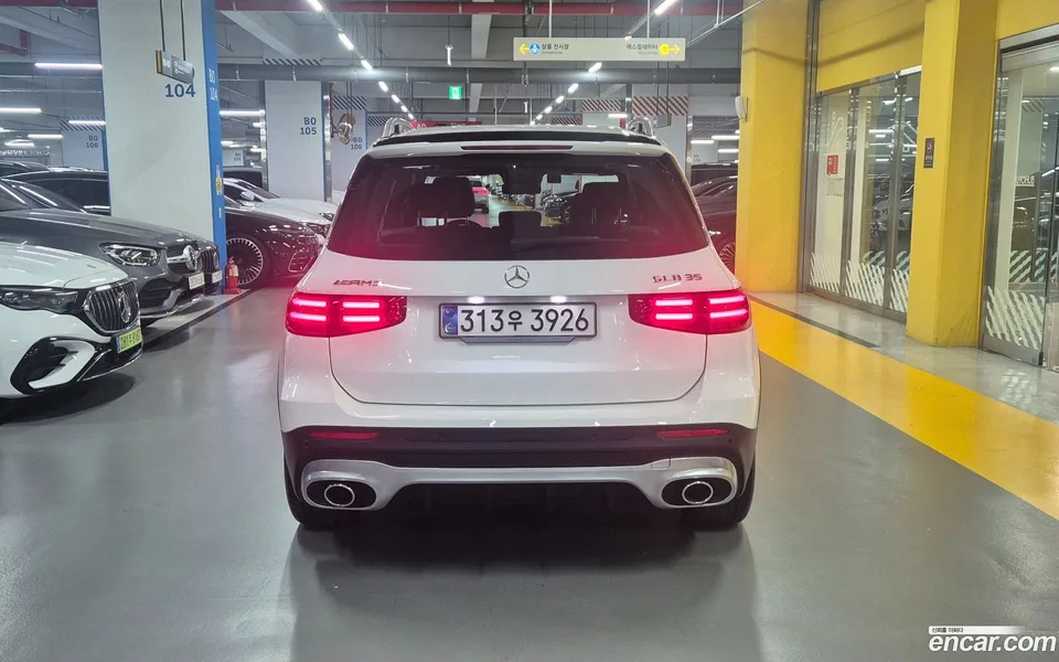 Mercedes-Benz GLB-Class AMG GLB35 4MATIC 2025 — миниатюра 3