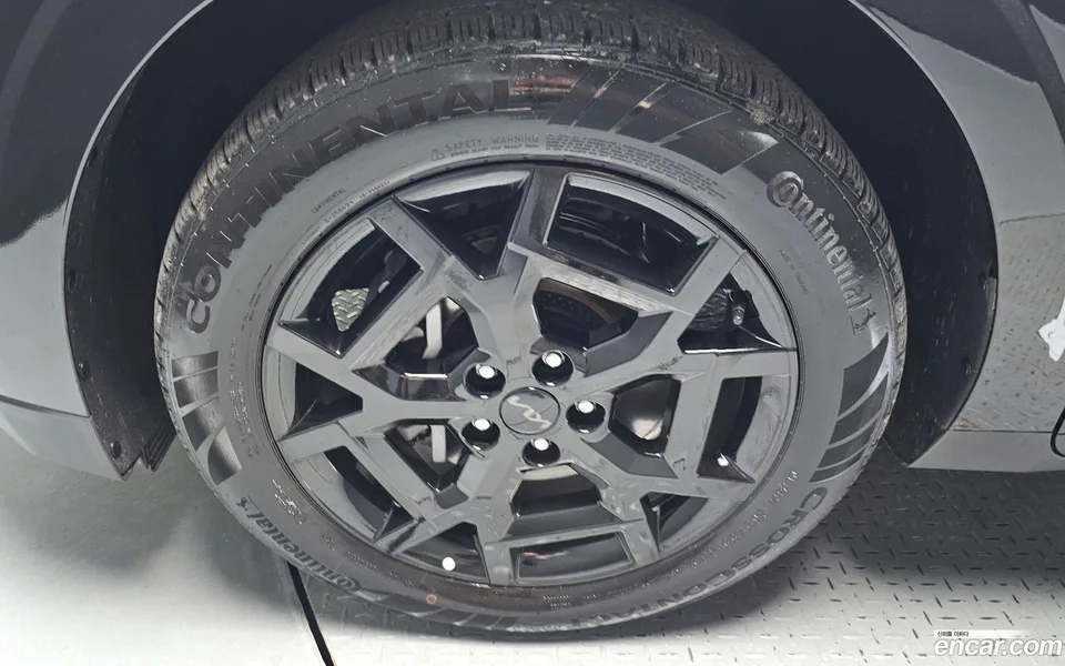 Kia Carnival HEV 9 X Line 2025 — thumbnail 5