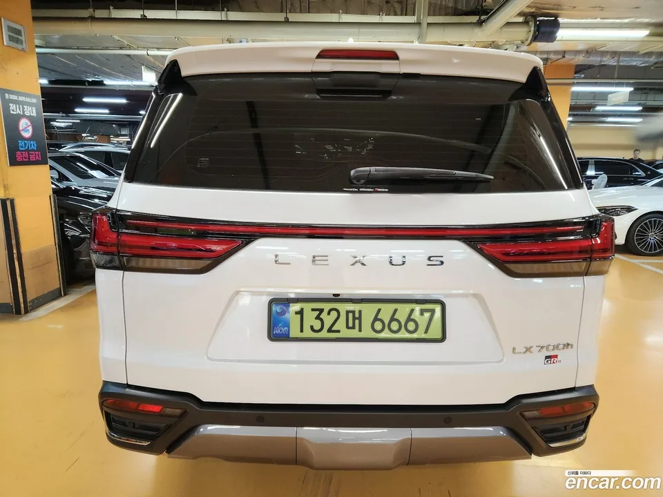 Lexus LX 700h VIP 2025 — миниатюра 5