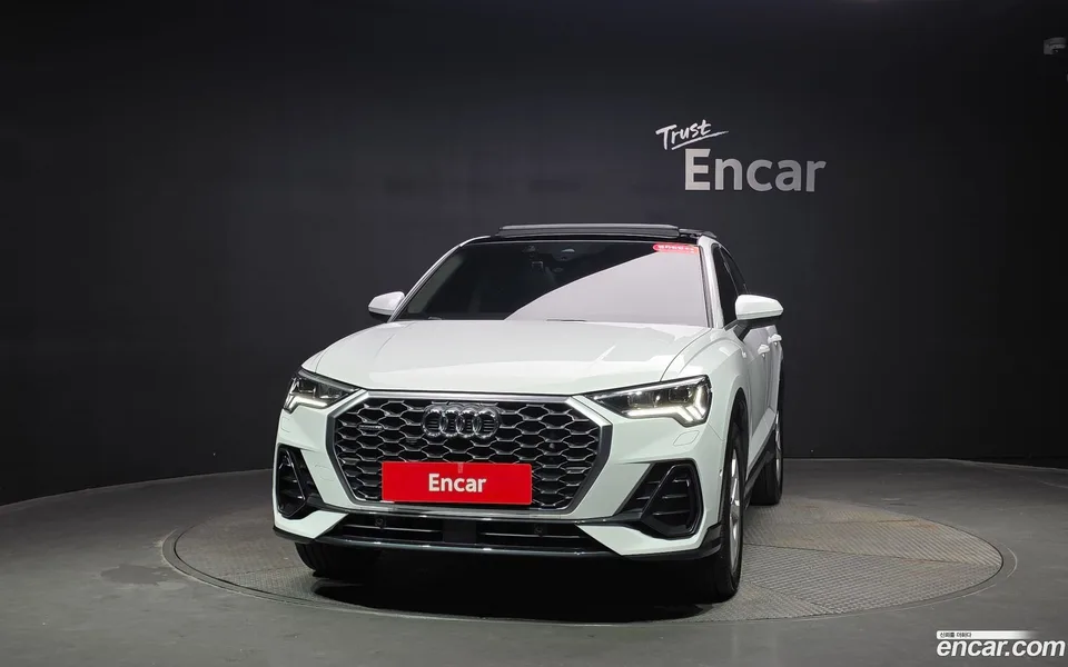 Audi Q3 40 TFSI 2023 — thumbnail 3