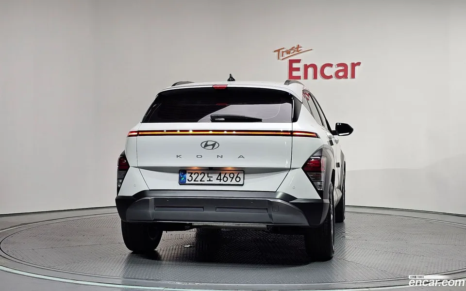Hyundai Kona Hybrid 2023 — thumbnail 4