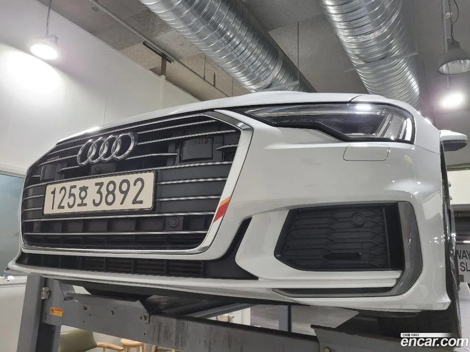 Audi A6 45 TFSI 2022 — photo 1, buy with delivery to Moscow