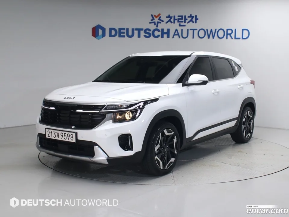 Kia Seltos 2.0 2WD 2025 — фото 1, купить с доставкой в Москву