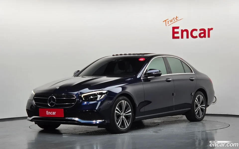 Mercedes-Benz E-Class E250 2022 — photo 1, buy with delivery to Moscow