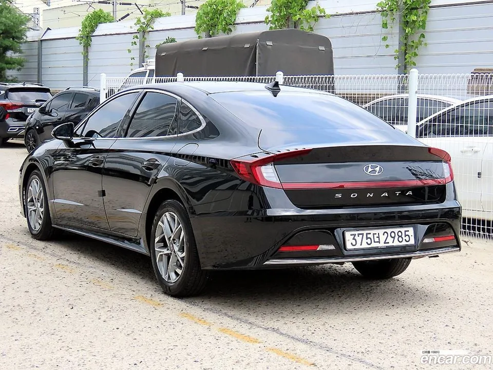 Hyundai Sonata 2.0 2022 — thumbnail 3