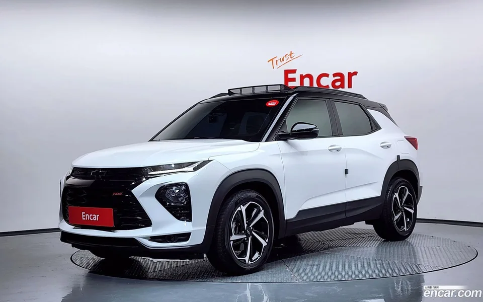 Chevrolet Trailblazer 1.3 2WD 2023 — photo 1, buy with delivery to Moscow