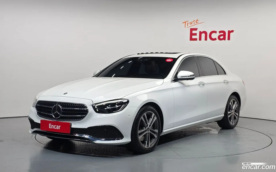 Mercedes-Benz E-Class E250 2023 — photo 1, buy with delivery to Moscow