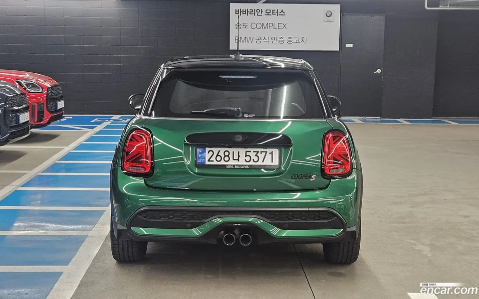 MINI Cooper S 5 2023 — thumbnail 4