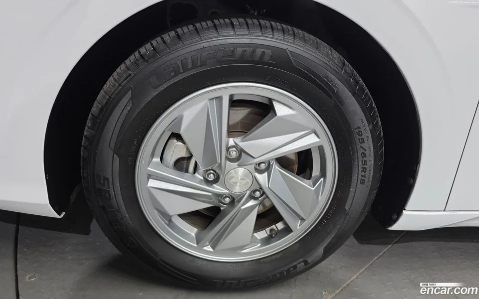 Hyundai Avante CN7 1.6 2023 — миниатюра 5