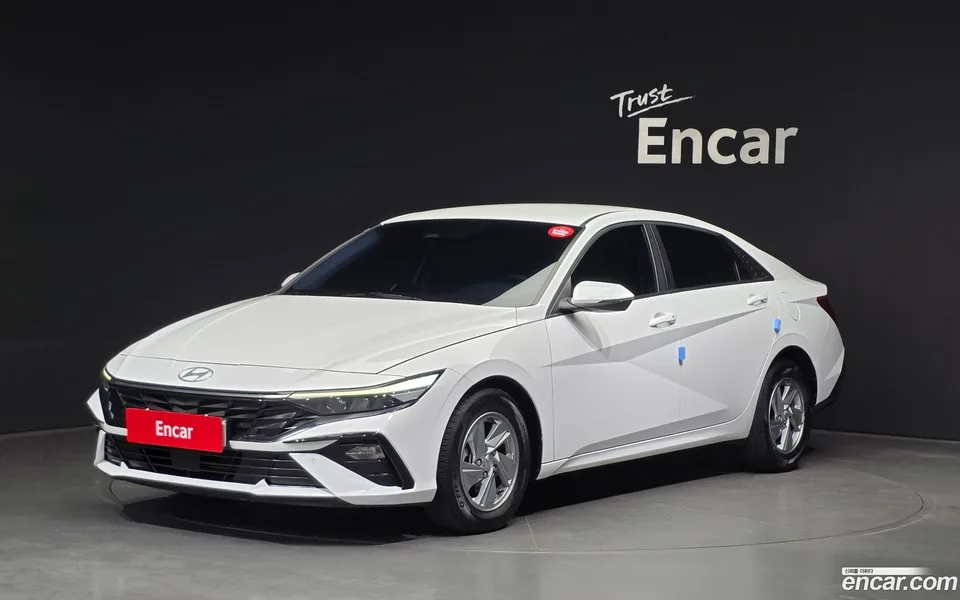 Hyundai Avante CN7 2023