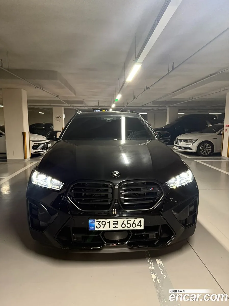 BMW X6 M 4.4 2025 — photo 1, buy with delivery to Moscow