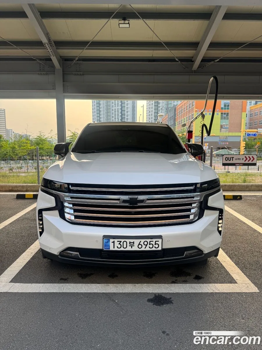 Chevrolet Tahoe 6.2 4WD 2023 — thumbnail 3