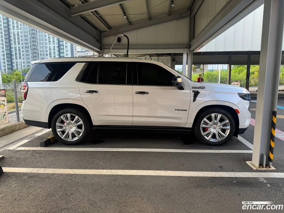 Chevrolet Tahoe 6.2 4WD 2023 — thumbnail 5