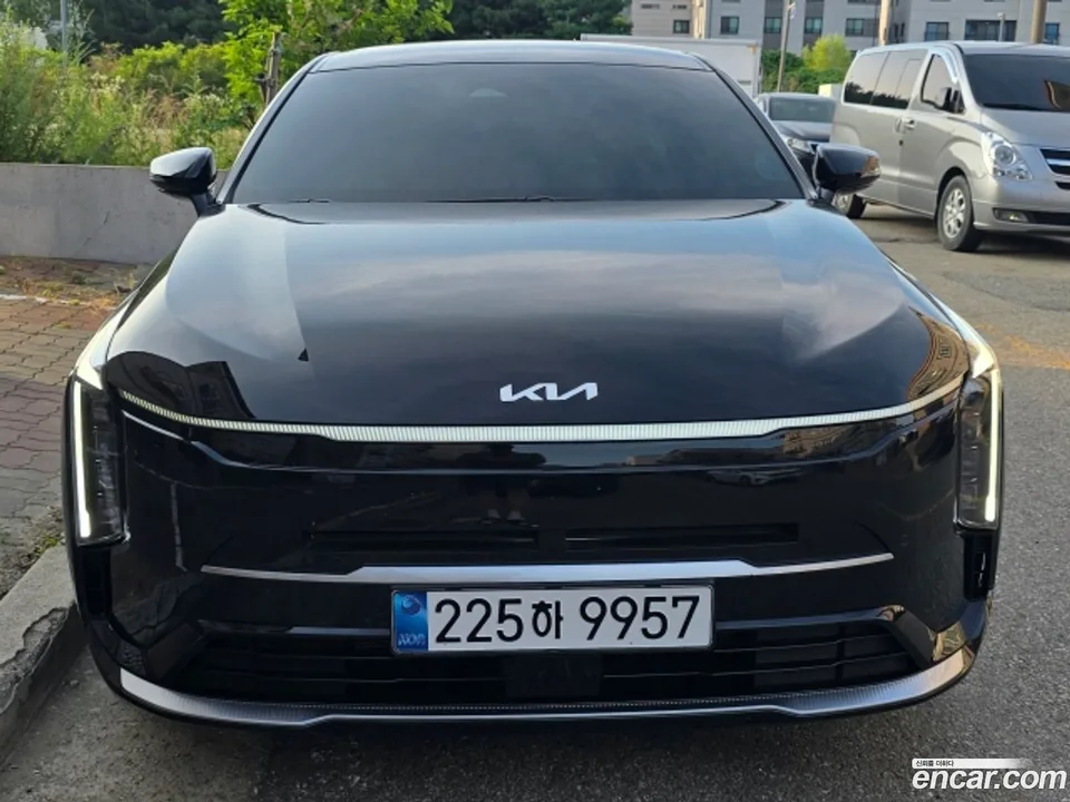 Kia K8 2.5 2WD 2025 — photo 1, buy with delivery to Moscow