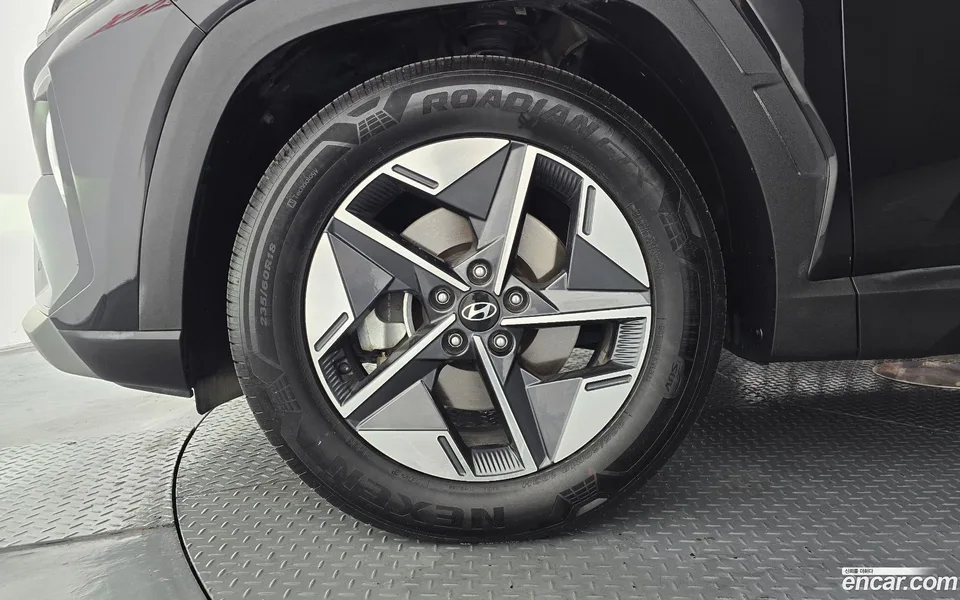 Hyundai Tucson NX4 2.0 4WD 2024 — thumbnail 2