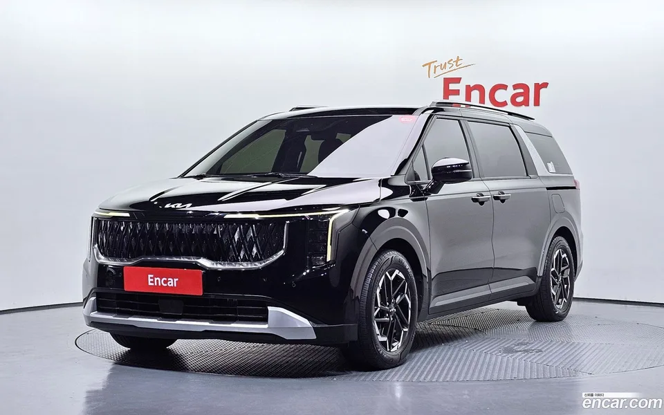 Kia Carnival 9 2024 — photo 1, buy with delivery to Moscow