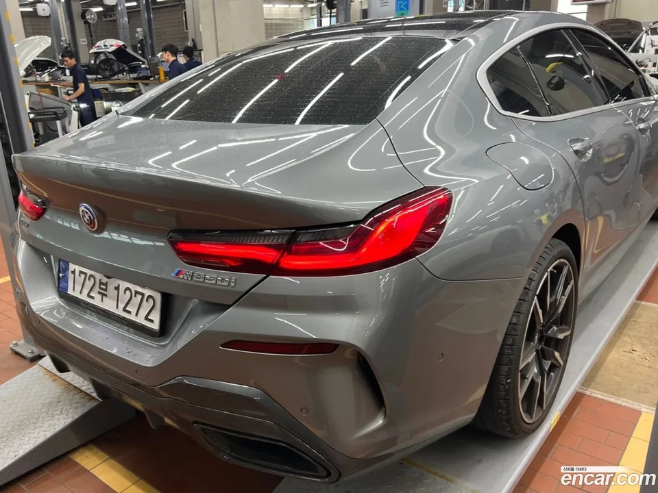 BMW 8 Series M850i xDrive 2022 — thumbnail 4