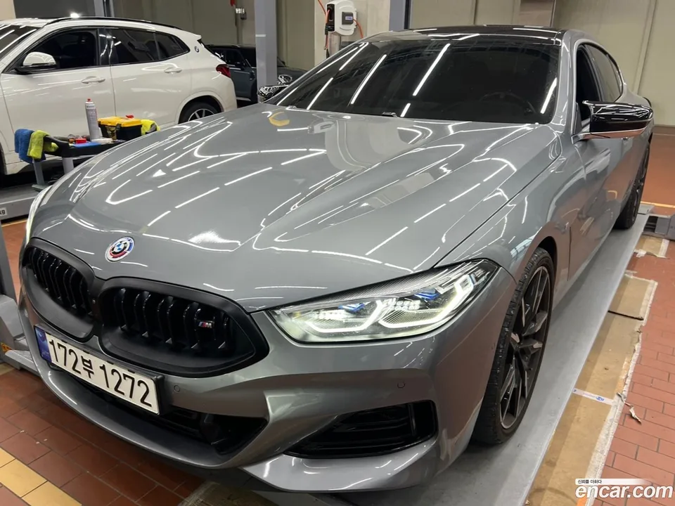 BMW 8 Series M850i xDrive 2022 — photo 1, buy with delivery to Moscow
