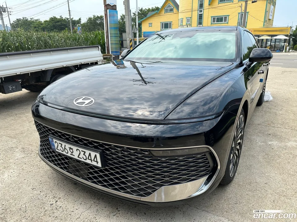 Hyundai Grandeur 2.5 2WD 2026 — thumbnail 2