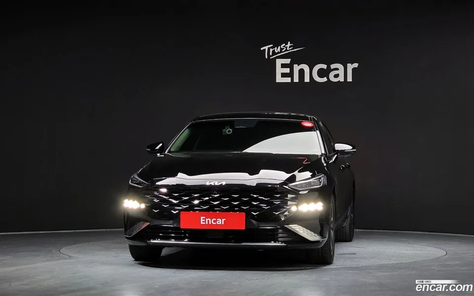Kia K8 Hybrid 2023 — thumbnail 3