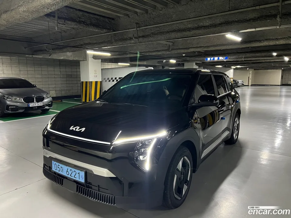 Kia EV3 2WD 2024 — photo 1, buy with delivery to Moscow