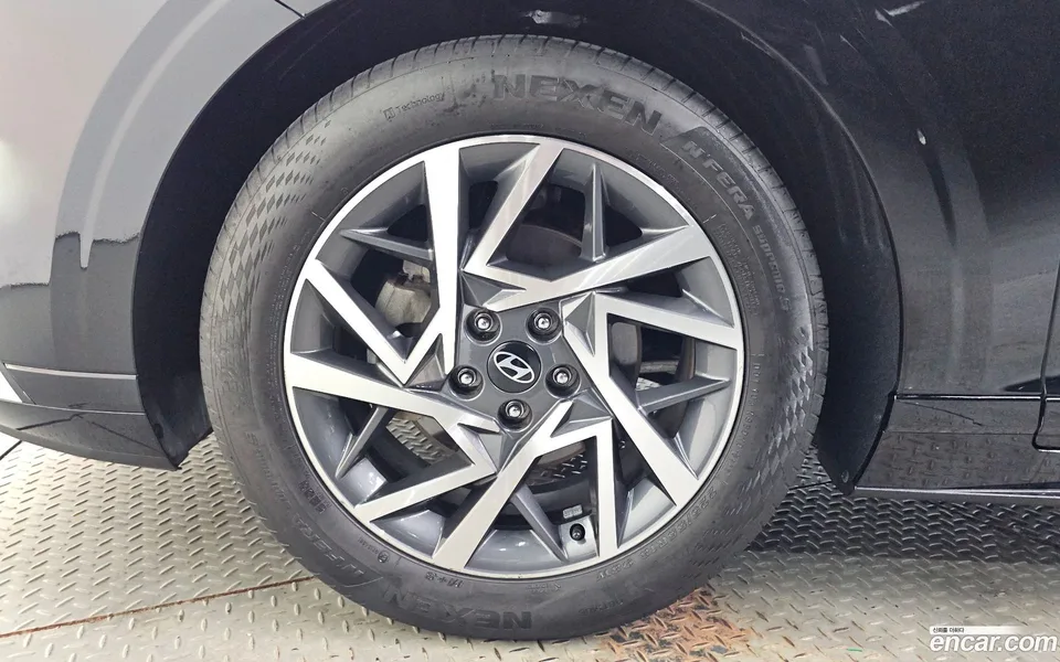 Hyundai Grandeur Hybrid 2023 — thumbnail 5