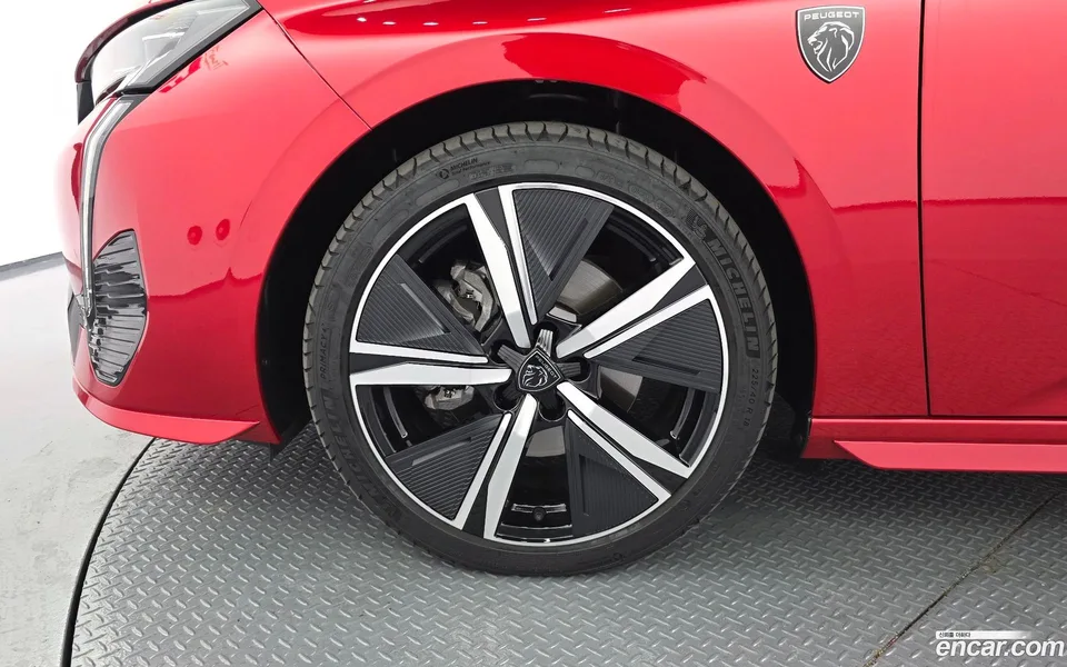 Peugeot 308 1.2 GT 2025 — thumbnail 2
