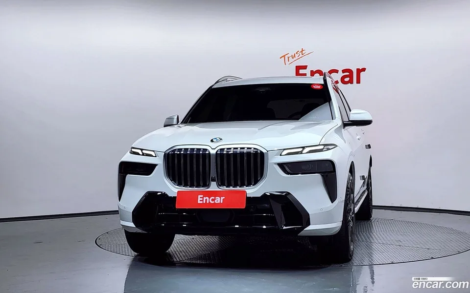BMW X7 xDrive 40d M 6 2025 — thumbnail 3