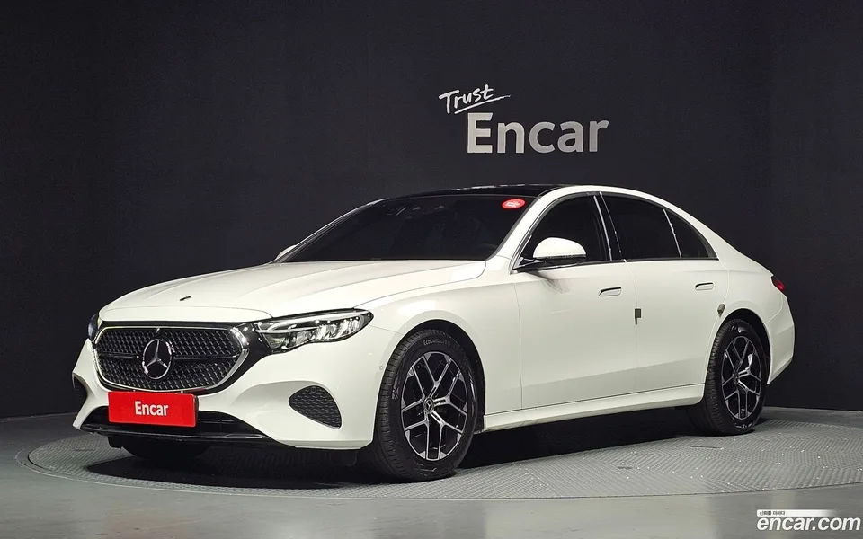Mercedes-Benz E-Class E200 2025 — photo 1, buy with delivery to Moscow