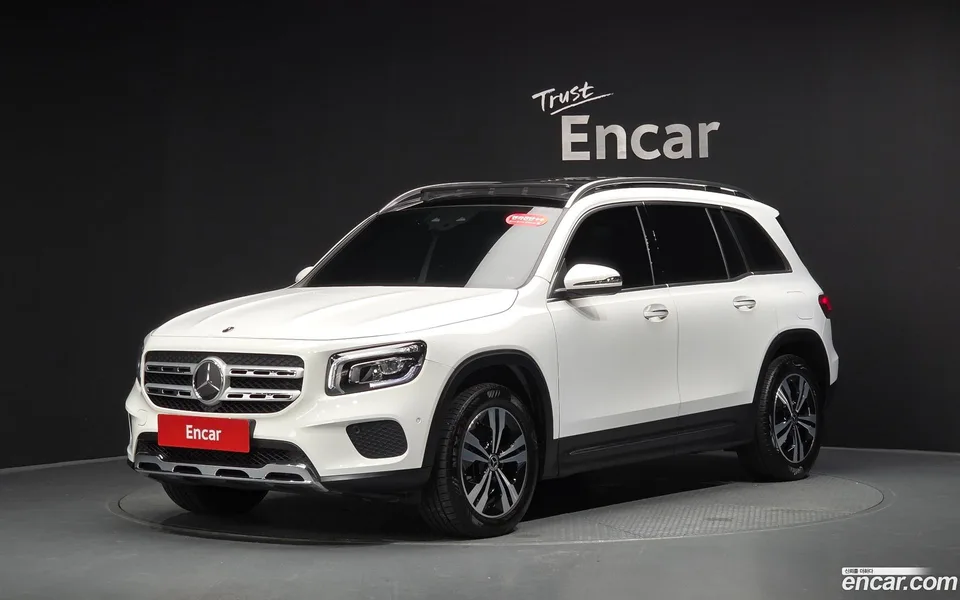 Mercedes-Benz GLB-Class GLB200 d 2022 — photo 1, buy with delivery to Moscow