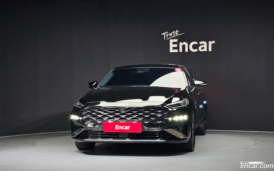 Kia K8 Hybrid 2023 — thumbnail 3