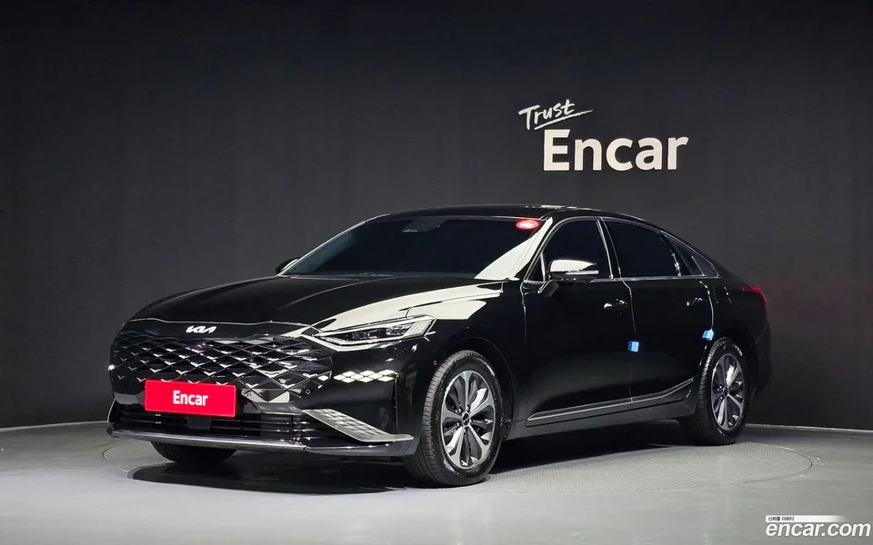 Kia K8 Hybrid 2023 — photo 1, buy with delivery to Moscow