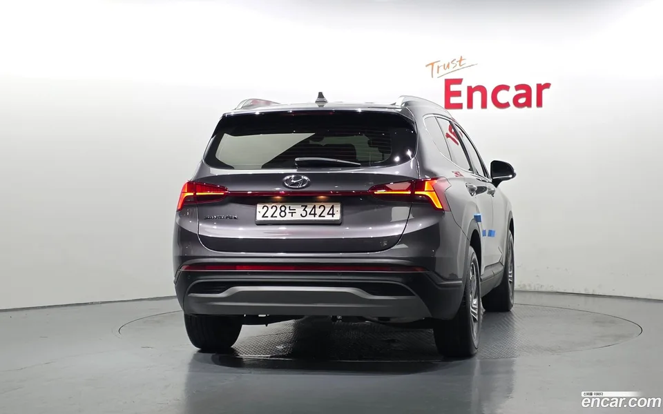 Hyundai SantaFe 2.2 2WD 2022 — миниатюра 4