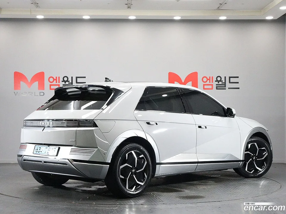 Hyundai Ioniq 5 AWD 2023 — thumbnail 3