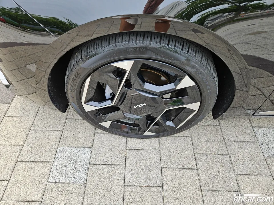 Kia K8 Hybrid 2025 — thumbnail 2