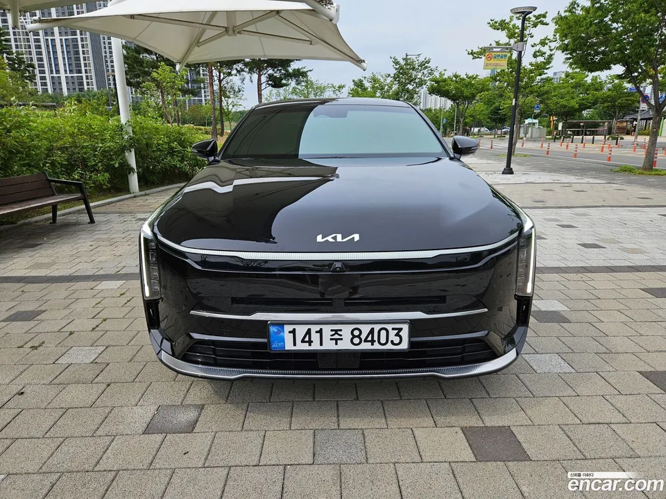 Kia K8 Hybrid 2025 — thumbnail 3