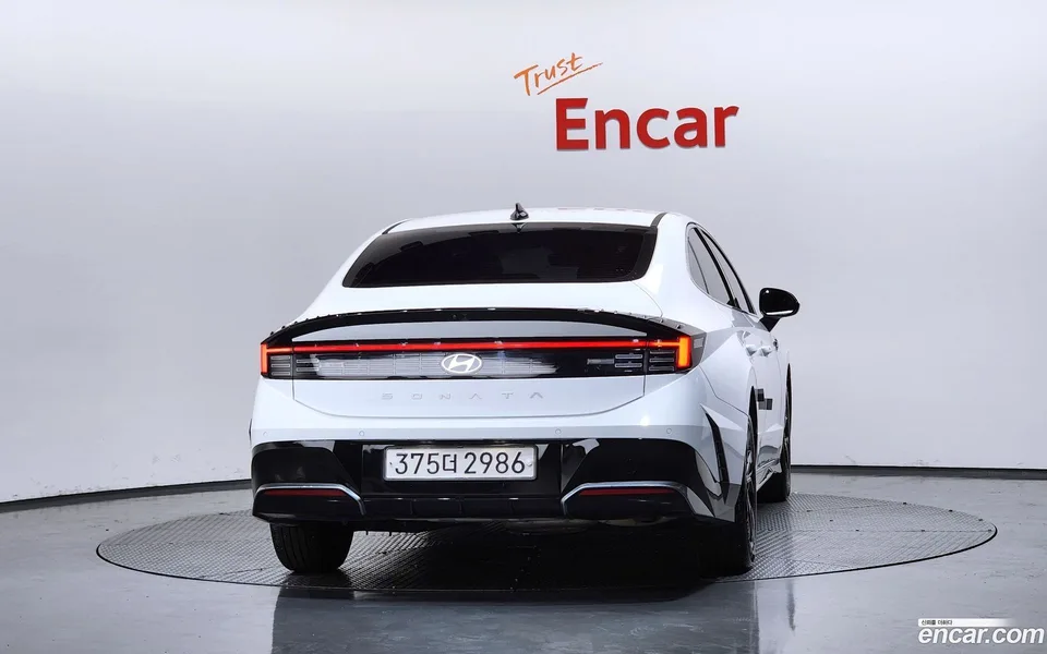 Hyundai Sonata The Edge 2.0 2024 — миниатюра 4