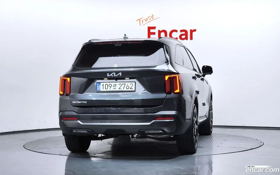 Kia Sorento 2.2 2WD 2024 — thumbnail 4