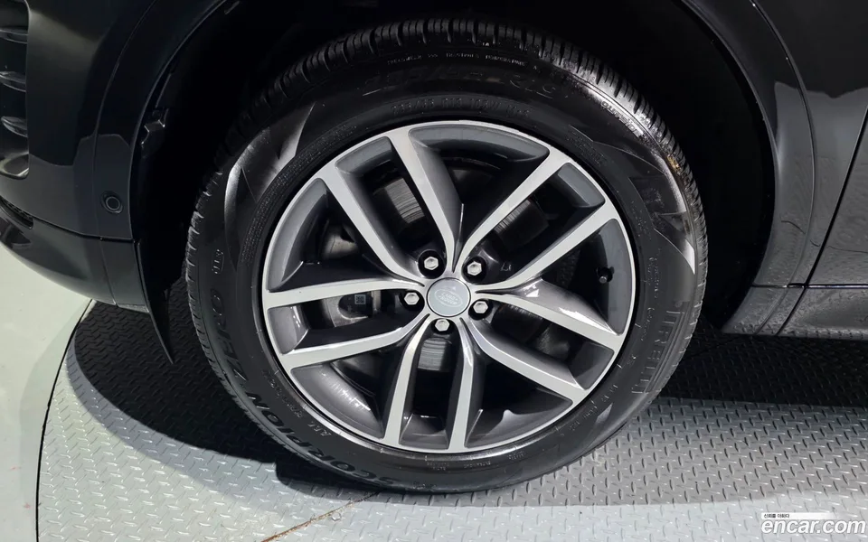 Land Rover Discovery Sport P250 SE 2025 — миниатюра 5