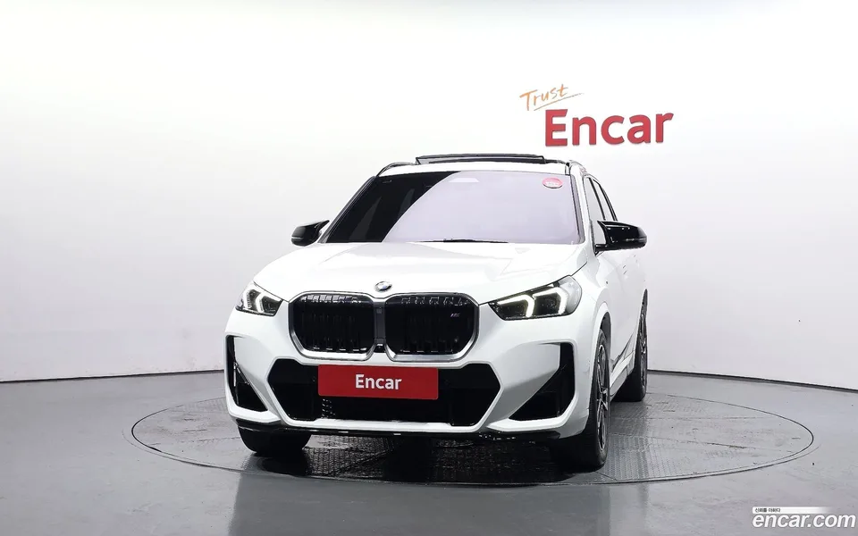 BMW X1 M35i xDrive 2025 — thumbnail 3